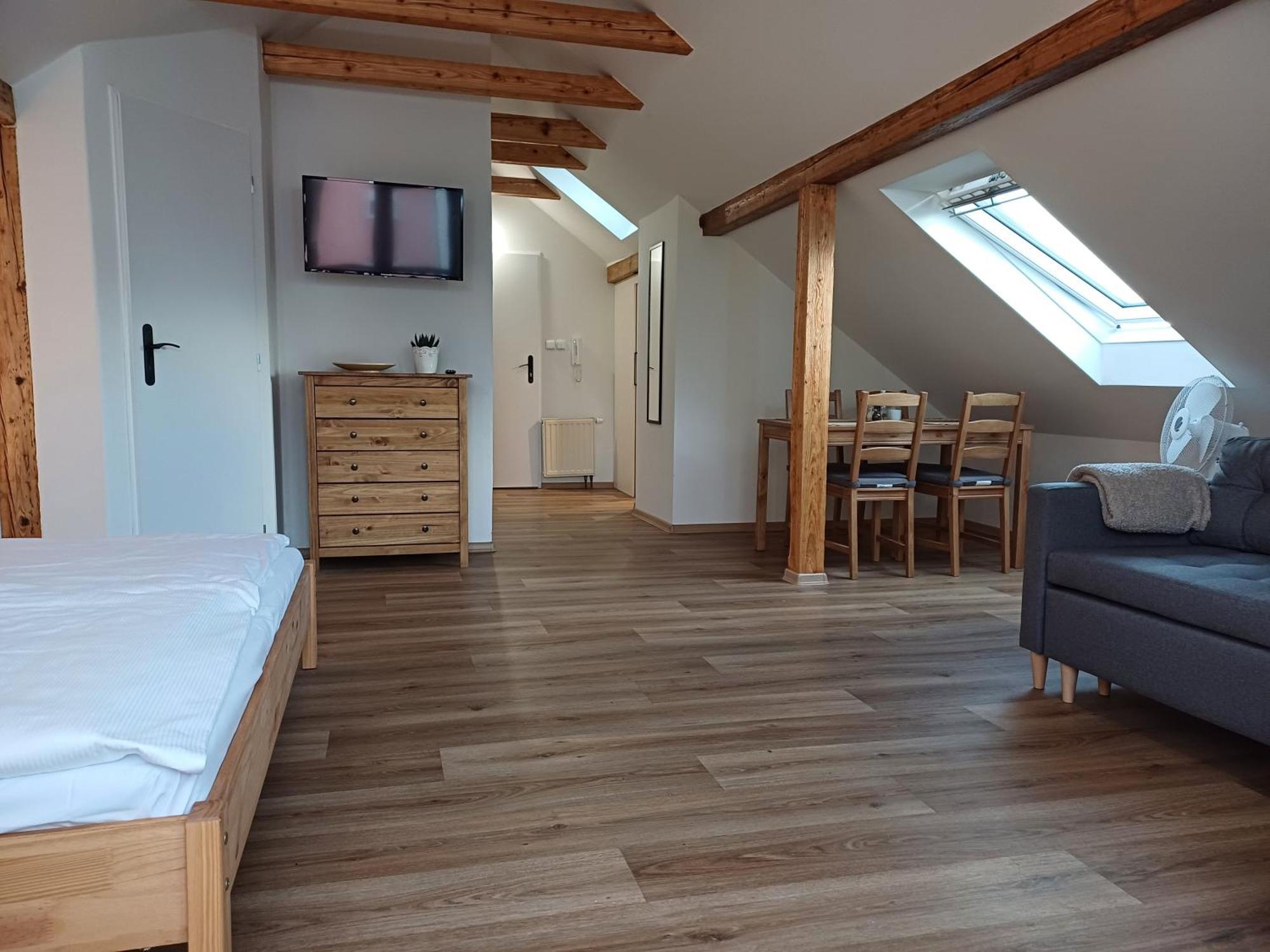 Loft Apartment Karlsbad Eksteriør billede